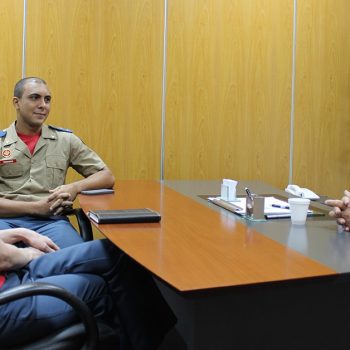 associacao-empresarial-recebe-comando-do-bombeiro-militar