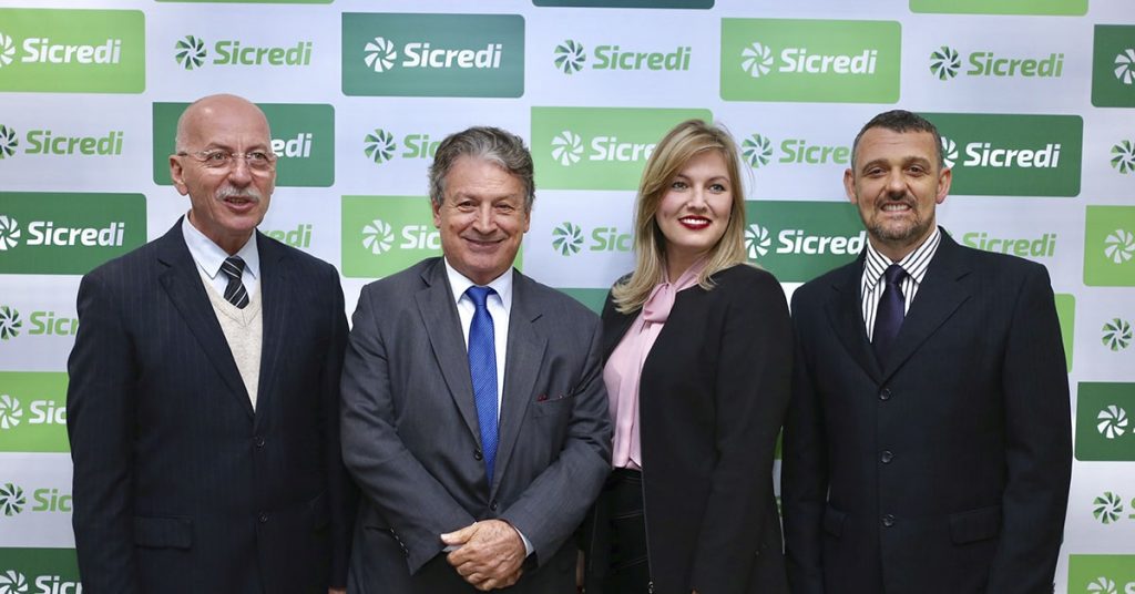 sicredi-inaugura-agencia-de-negocios-com-sede-na-acij