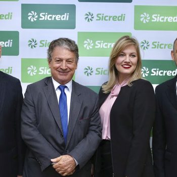 sicredi-inaugura-agencia-de-negocios-com-sede-na-acij