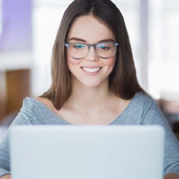 empresarios-podem-evitar-inadimplencia-e-reduzir-riscos-financeiros-com-servico-disponivel-na-acij