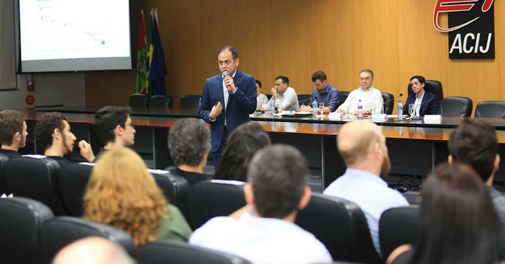 empresas-poderao-falir-caso-nao-facam-investimentos-em-inovaca-alerta-professor-da-ufsc