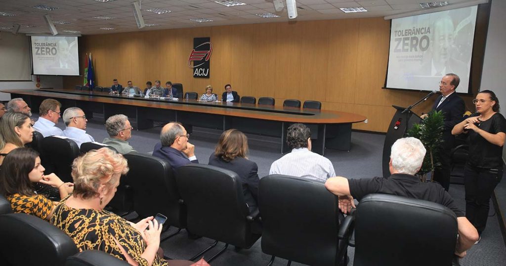 empresarios-de-joinville-conversam-com-senador-da-republica-jorginho-mello