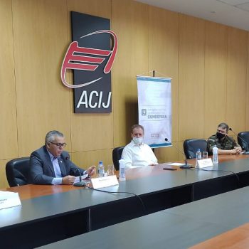 na-acij-reuniao-do-comdefesa-da-fiesc-apresenta-oportunidades-para-empresas-fornecerem-ao-exercito-