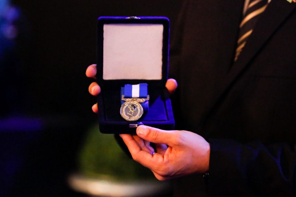 acij-recebe-medalha-dona-francisca-maior-horaria-concedida-pelo-municipio