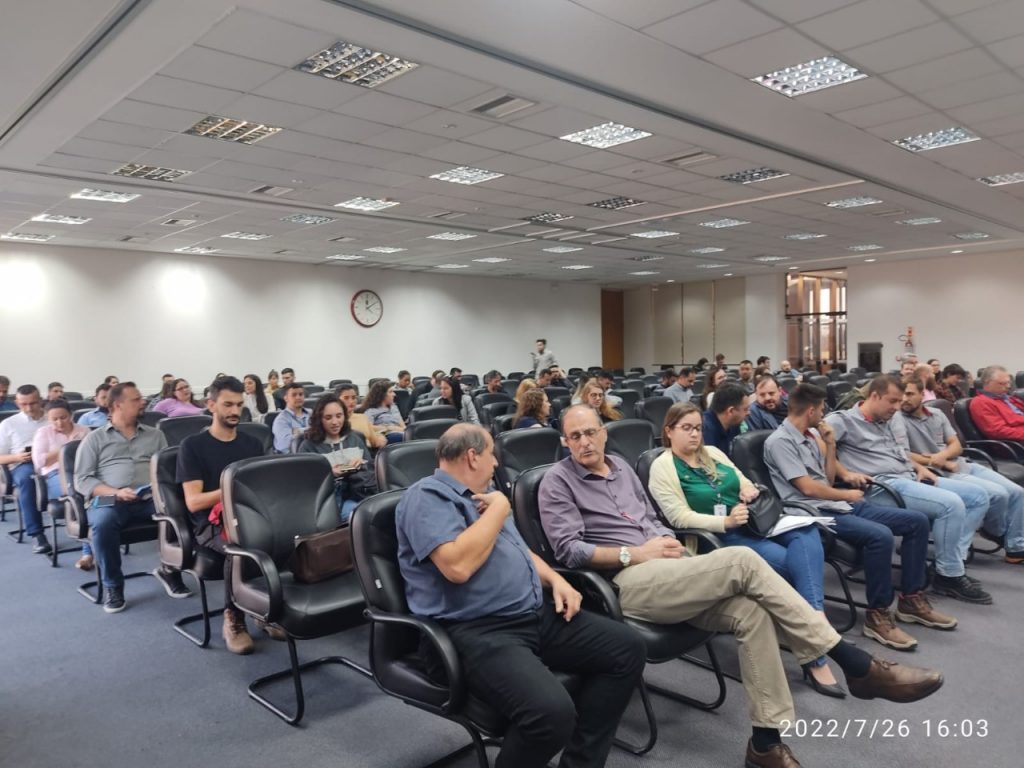 evento-do-nucleo-da-construcao-civil-arrecada-e-doa-79-5-kg-de-alimentos