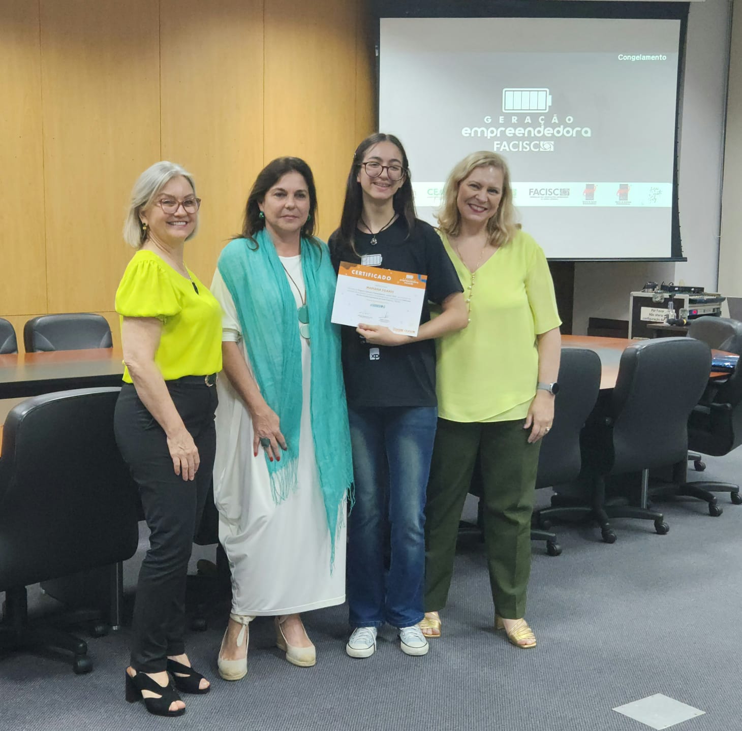 Estola Formatura Primeira Geração XINWBB - Turma 2025 Branca E Vermelha