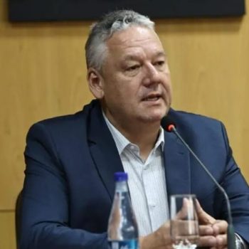 em-entrevista-ao-comunicador-carlos-bust-diretor-Ivandro-de-souza-destaca-oportunidades-da-acij-para-associados