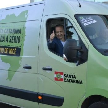 governador-jorginho-apresenta-na-acij-nesta-sexta-feira-a-edicao-2-do-projeto-itinerante-santa-catarina-levada-a-serio