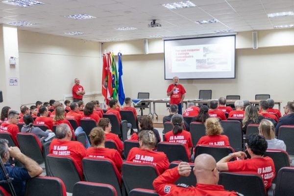 bombeiros-voluntarios-lancam-campanha-restauracao-colegio-conselheiro-mafra-sera-sede-programa-bombeiro-mirim