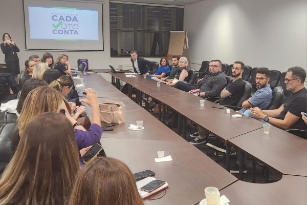 vp-margi-loyola-compartilha-conselho-nucleos-acij-detalhes-movimento-cada-voto-conta