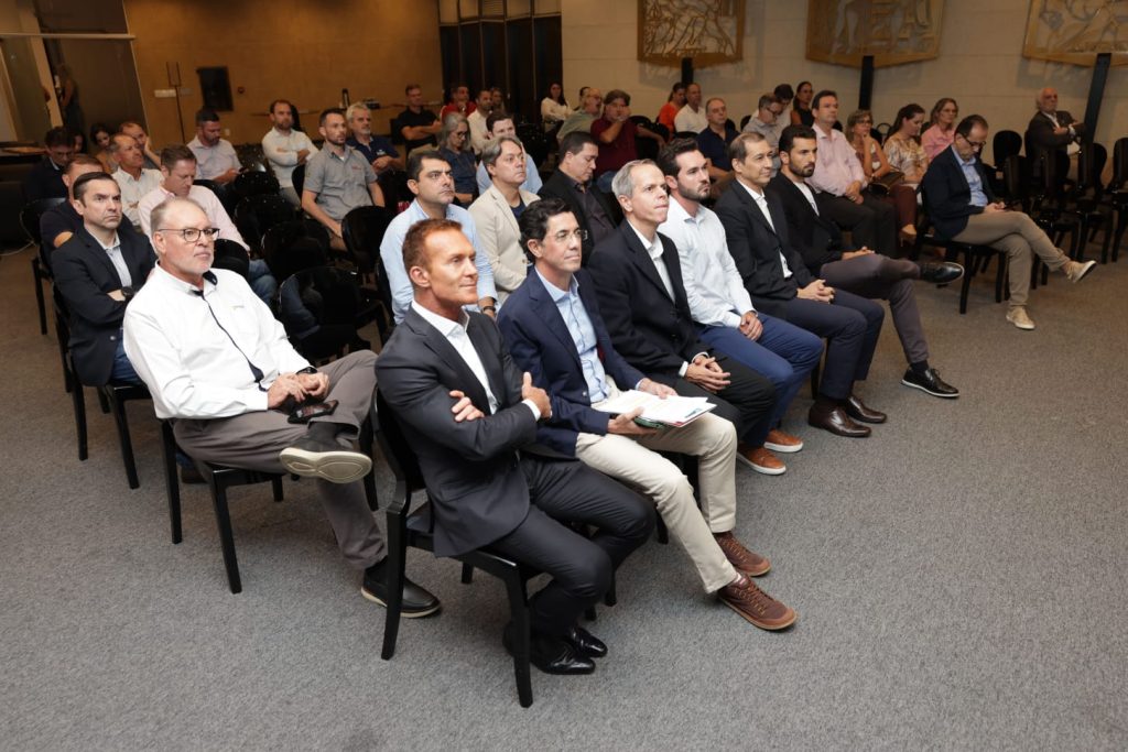 plenaria-acij-aborda-ma-movimento-cada-voto-conta-expogestao-farol-100-joinville-