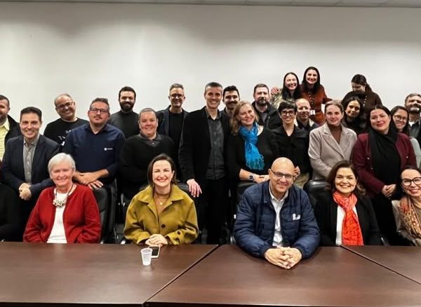 eleicao-homenagem-marcam-ultima-reuniao-conselho-nucleos-sob-presidencia-eviline-neermann-1