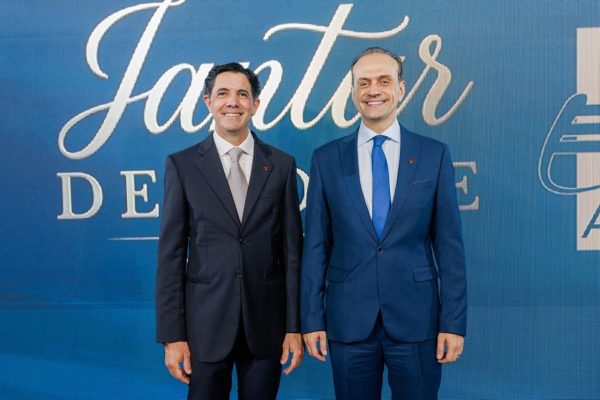 jantar-de-posse-da-acij-reune-830-liderancas-empresariais-autoridades-publicas-associados-parceiros