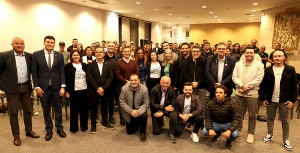 palestra-marketing-digital-movimento-cada-voto-conta-reune-mais-100-pre-candidatos-partidos-